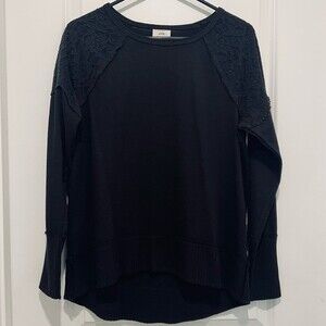 Knox Rose Black Pullover Lace Shoulder Detail High/Low Hem Women's Sz. XS